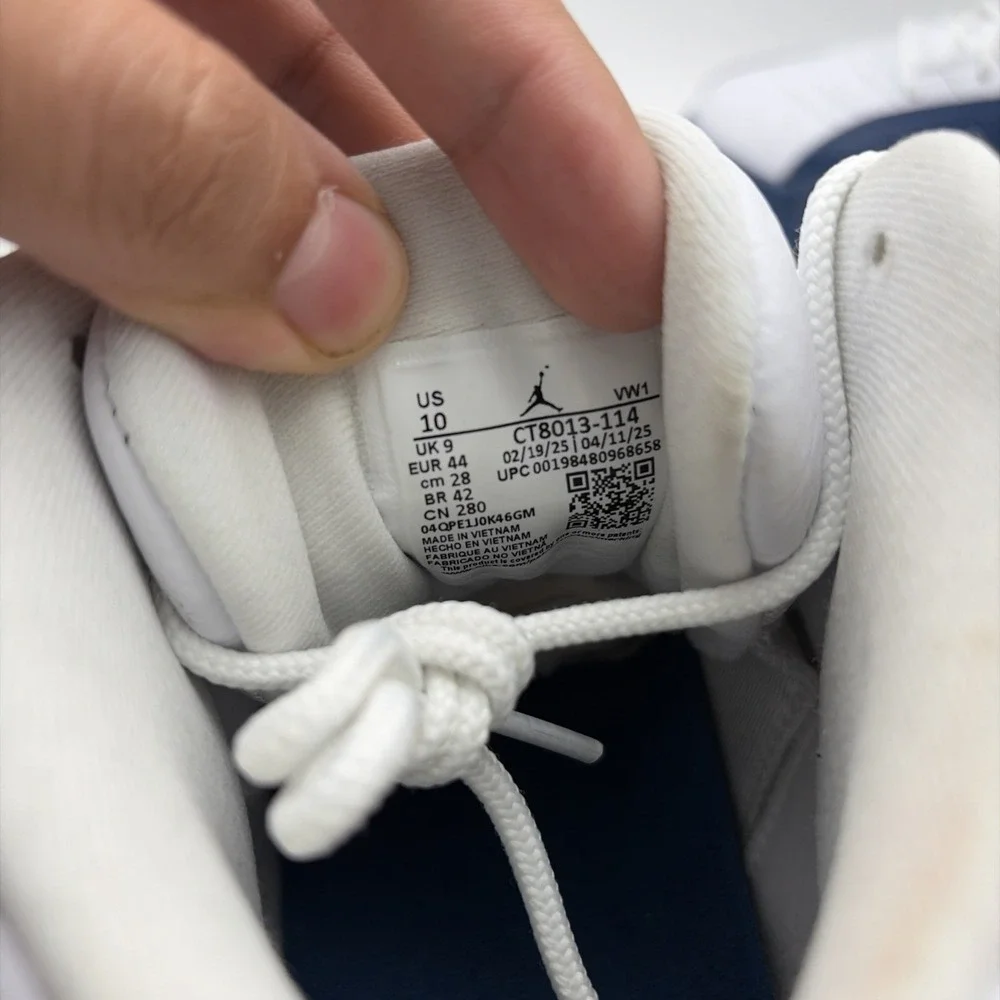 Jordan size 10